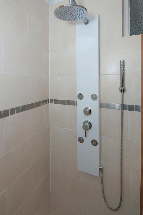 Bel Appartement Tours Centre 2 Chambres, 6 Pers "Pied-A-Tours" エクステリア 写真